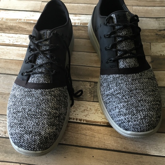 Under Armour Other - Under Armour 24/7 Low size 9.5